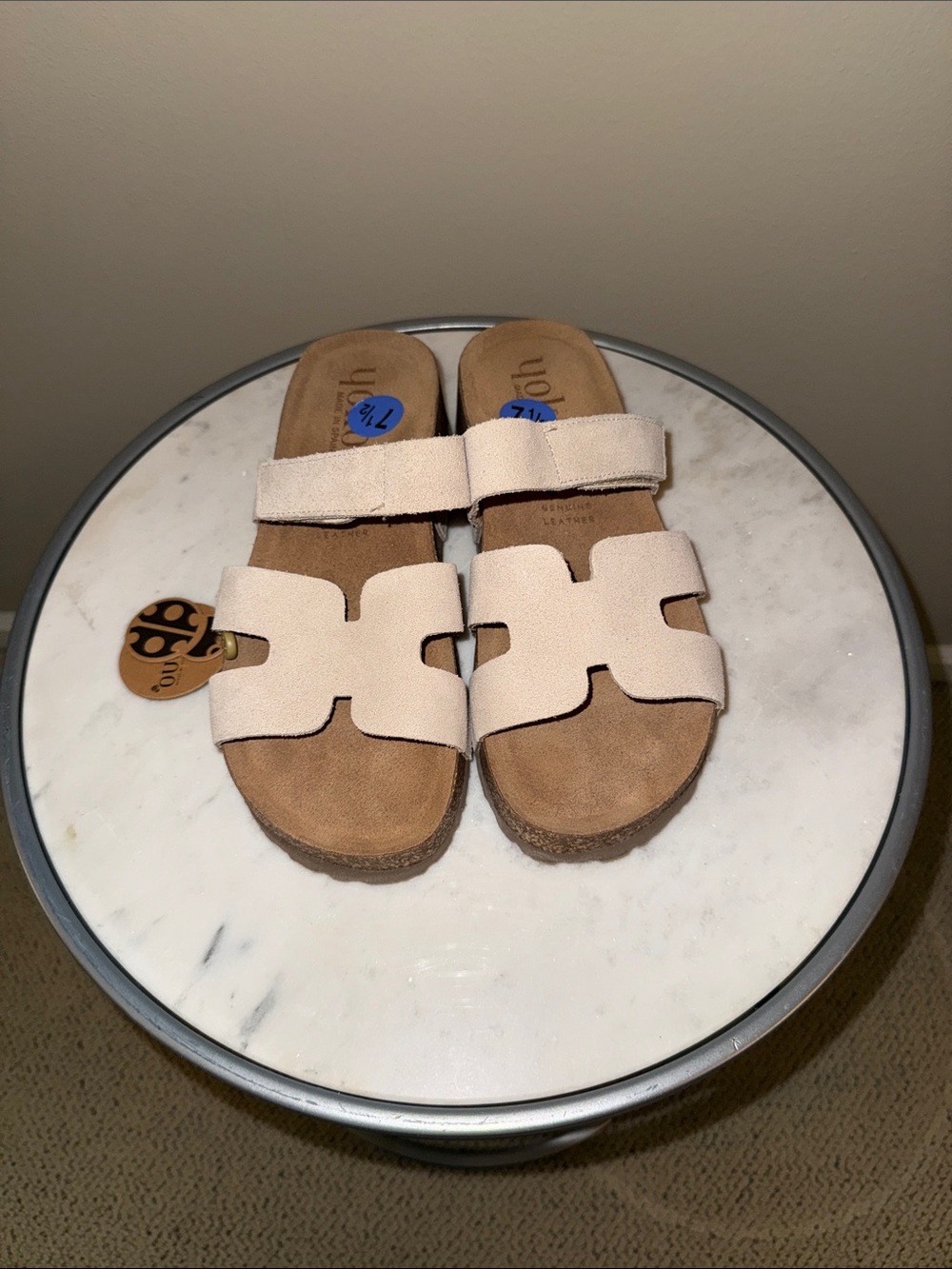 Comfort Slide Sandals in Beige with Cushioned Footbed